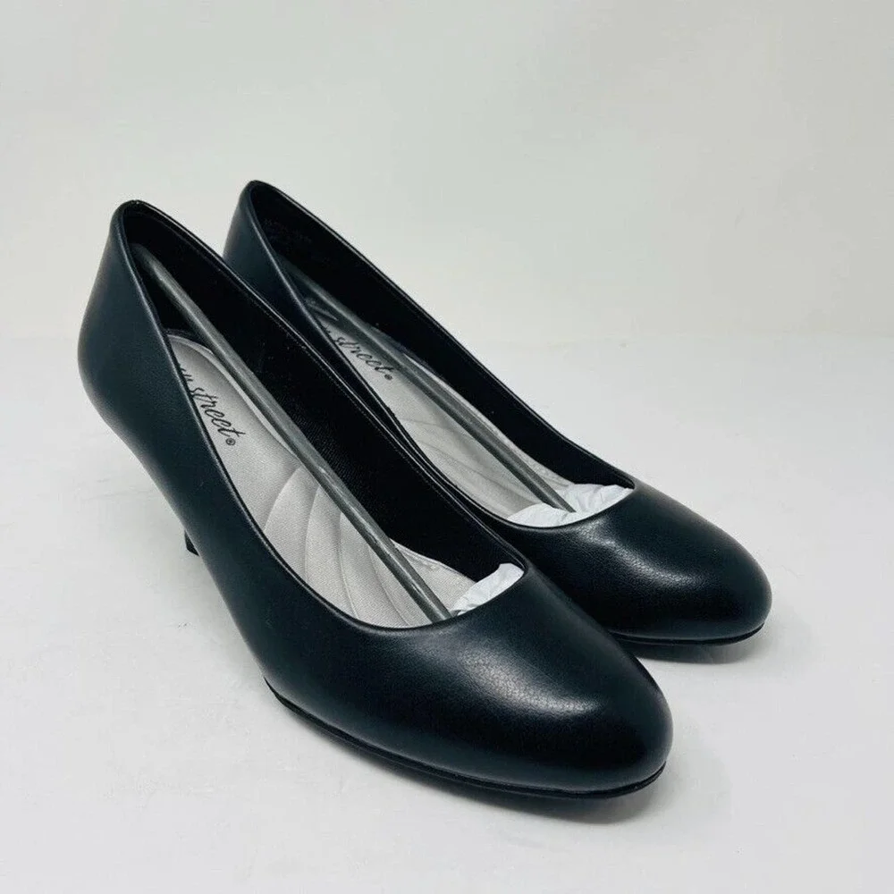 New Easy Street Womans Sz 8.5M Passion Pumps New Navy Comfort Heels NIB